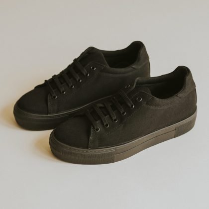 Black canvas sneakers unisex shoes